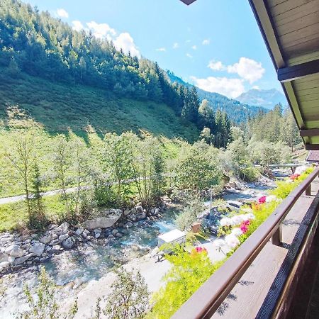 Pretty Holiday Home In Mayerhofen With Balcony Mayrhofen Exteriér fotografie